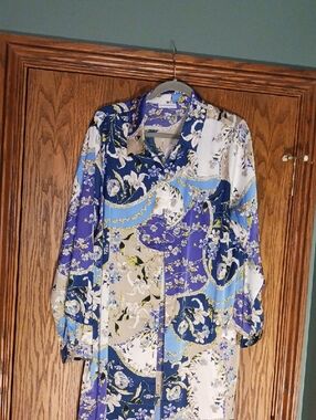 Womans Susan Graver Button Down Longer Slinky Top
